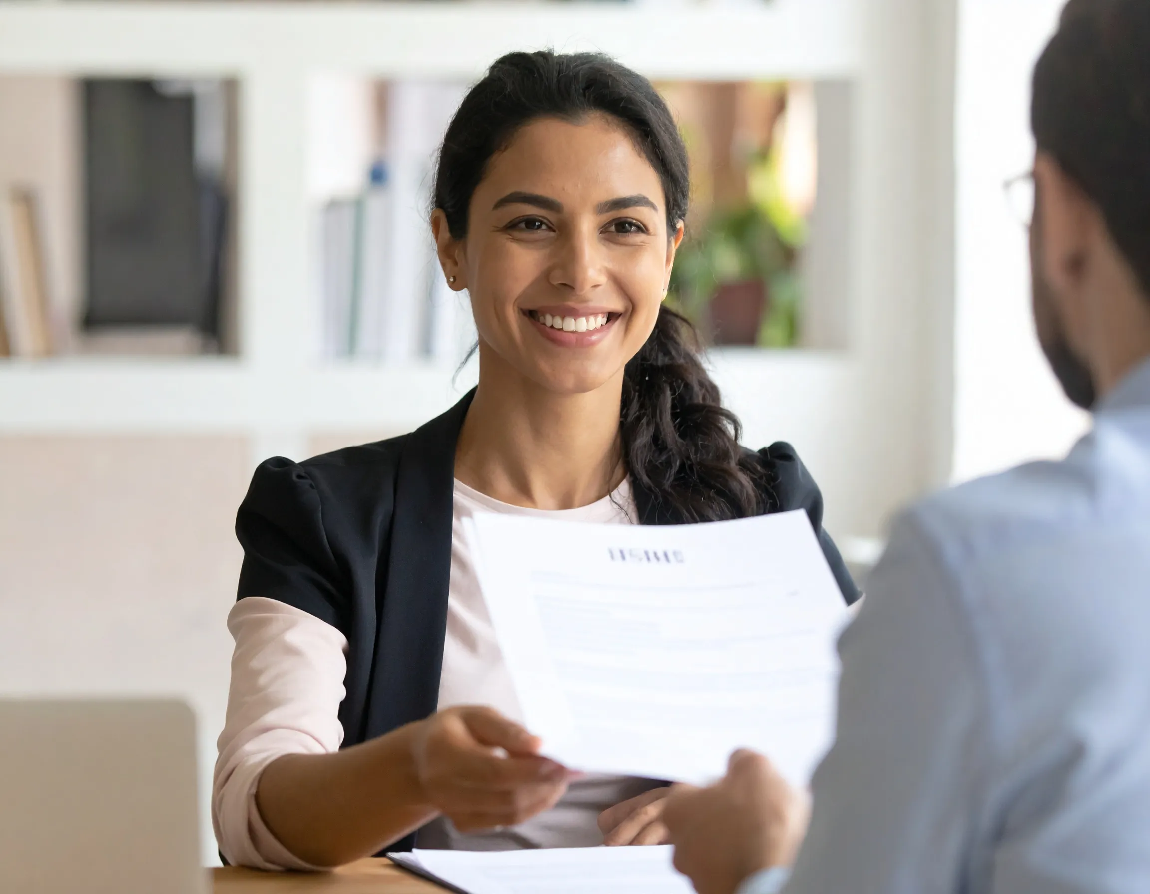 Trabaja con nosotros